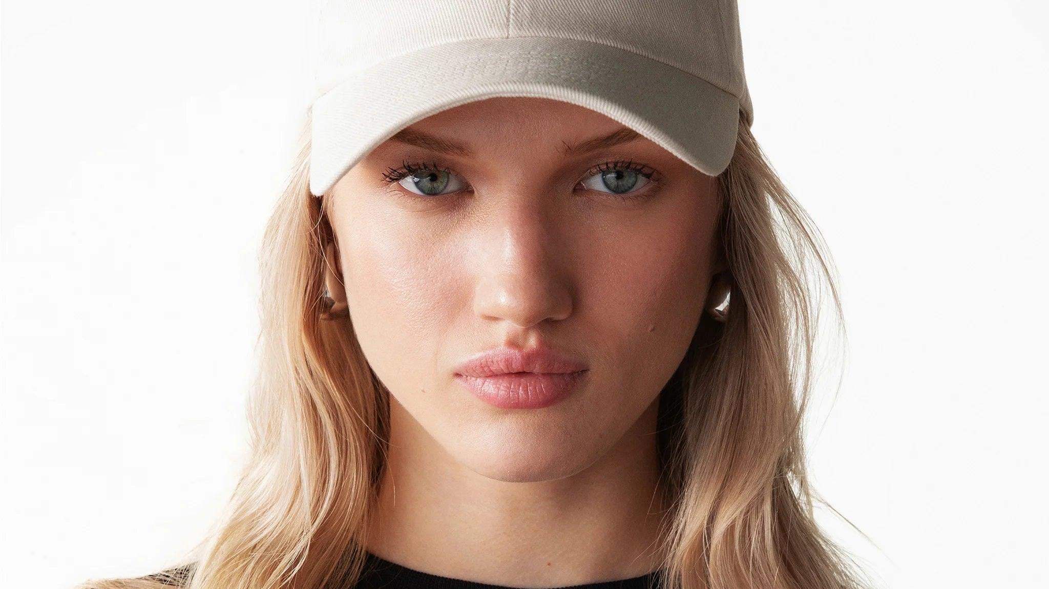 Şapkaları Kombininize Nasıl Eklersiniz?