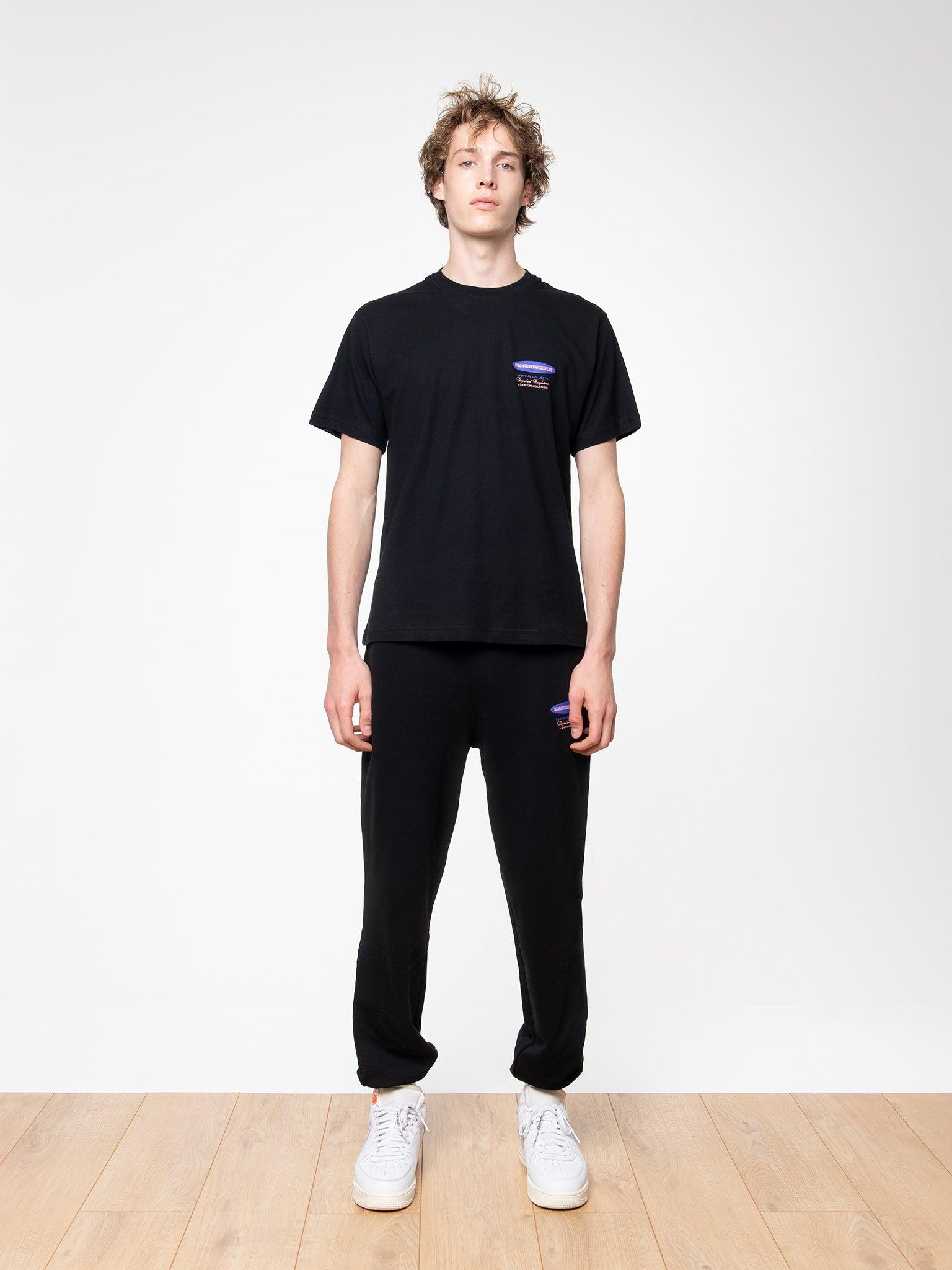 Essentials Logo Regular Fit S/S T-Shirt